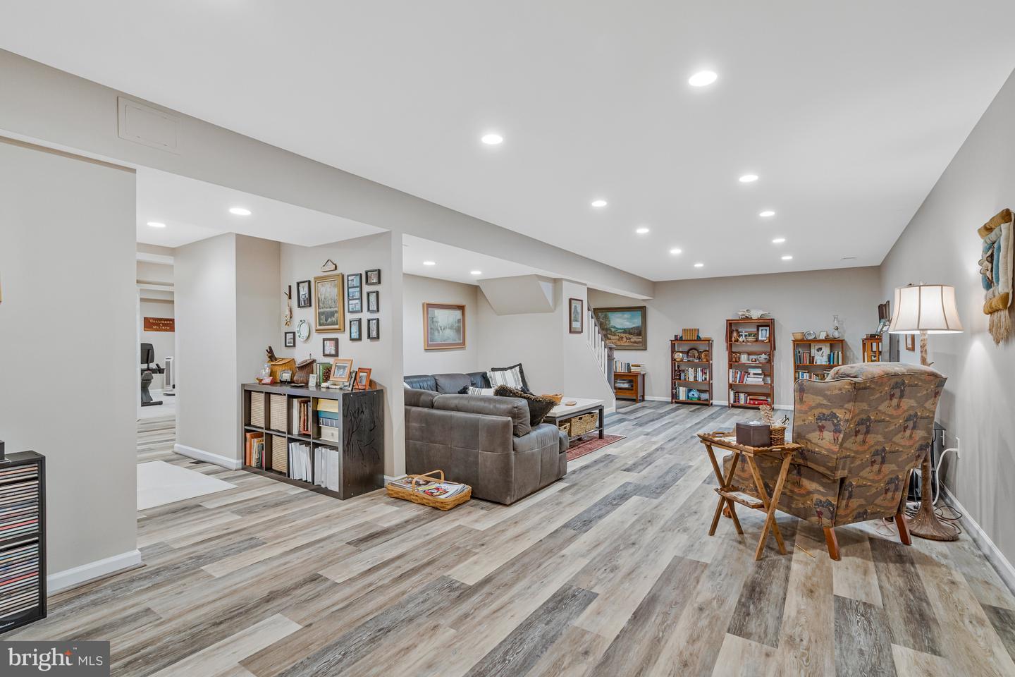 7724 DESDEMONA CT, MCLEAN, Virginia 22102, 5 Bedrooms Bedrooms, ,4 BathroomsBathrooms,Residential,For sale,7724 DESDEMONA CT,VAFX2278022 MLS # VAFX2278022 7724 DESDEMONA CT, MCLEAN, Virginia 22102, 5 Bedrooms Bedrooms, ,4 BathroomsBathrooms,Residential,For sale,7724 DESDEMONA CT,VAFX2278022 MLS # VAFX2278022