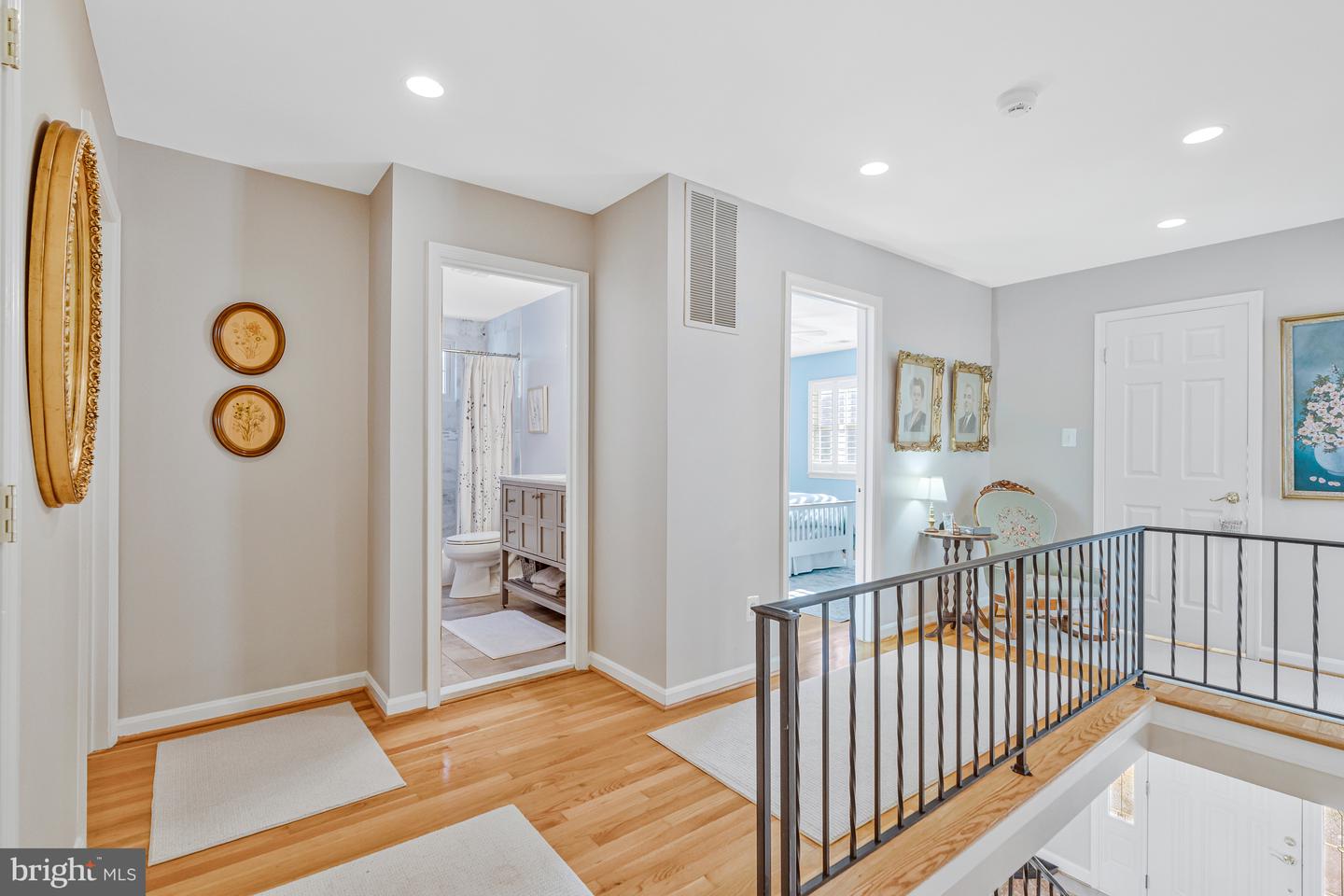 7724 DESDEMONA CT, MCLEAN, Virginia 22102, 5 Bedrooms Bedrooms, ,4 BathroomsBathrooms,Residential,For sale,7724 DESDEMONA CT,VAFX2278022 MLS # VAFX2278022 7724 DESDEMONA CT, MCLEAN, Virginia 22102, 5 Bedrooms Bedrooms, ,4 BathroomsBathrooms,Residential,For sale,7724 DESDEMONA CT,VAFX2278022 MLS # VAFX2278022