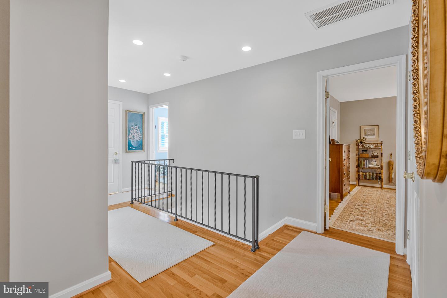 7724 DESDEMONA CT, MCLEAN, Virginia 22102, 5 Bedrooms Bedrooms, ,4 BathroomsBathrooms,Residential,For sale,7724 DESDEMONA CT,VAFX2278022 MLS # VAFX2278022 7724 DESDEMONA CT, MCLEAN, Virginia 22102, 5 Bedrooms Bedrooms, ,4 BathroomsBathrooms,Residential,For sale,7724 DESDEMONA CT,VAFX2278022 MLS # VAFX2278022