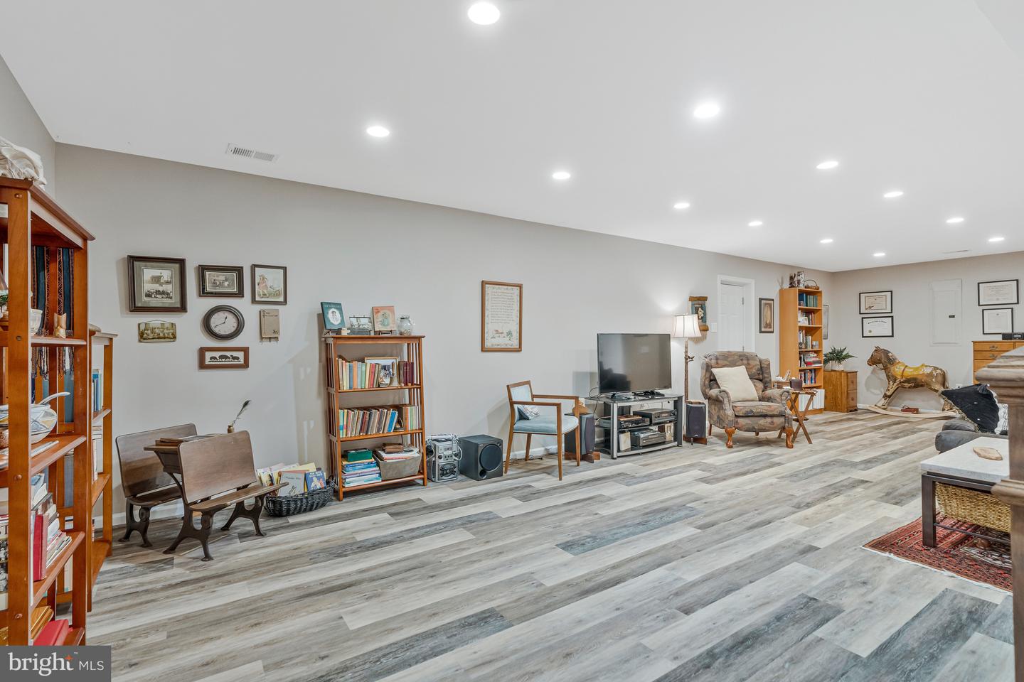 7724 DESDEMONA CT, MCLEAN, Virginia 22102, 5 Bedrooms Bedrooms, ,4 BathroomsBathrooms,Residential,For sale,7724 DESDEMONA CT,VAFX2278022 MLS # VAFX2278022 7724 DESDEMONA CT, MCLEAN, Virginia 22102, 5 Bedrooms Bedrooms, ,4 BathroomsBathrooms,Residential,For sale,7724 DESDEMONA CT,VAFX2278022 MLS # VAFX2278022