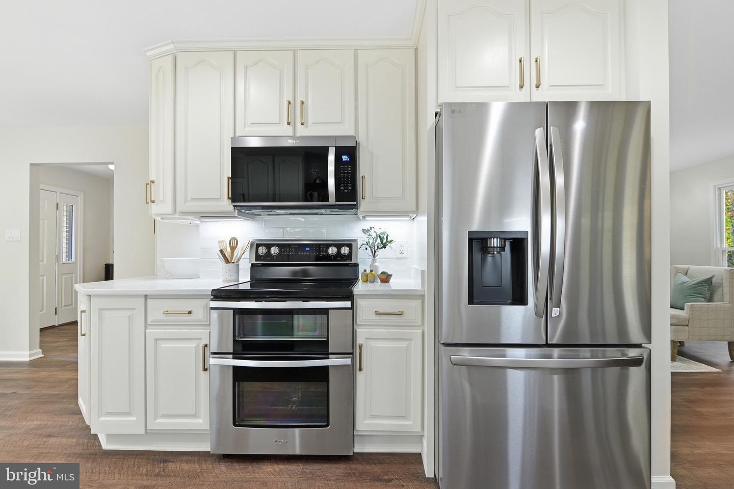 11302 ALMS HOUSE CT, FAIRFAX STATION, Virginia 22039, 5 Bedrooms Bedrooms, ,3 BathroomsBathrooms,Residential,For sale,11302 ALMS HOUSE CT,VAFX2278032 MLS # VAFX2278032