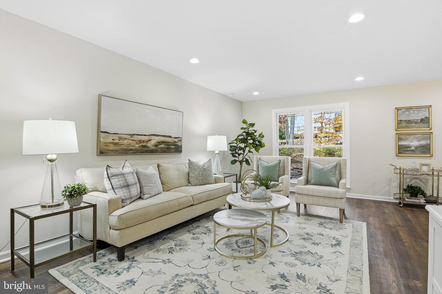 11302 ALMS HOUSE CT, FAIRFAX STATION, Virginia 22039, 5 Bedrooms Bedrooms, ,3 BathroomsBathrooms,Residential,For sale,11302 ALMS HOUSE CT,VAFX2278032 MLS # VAFX2278032