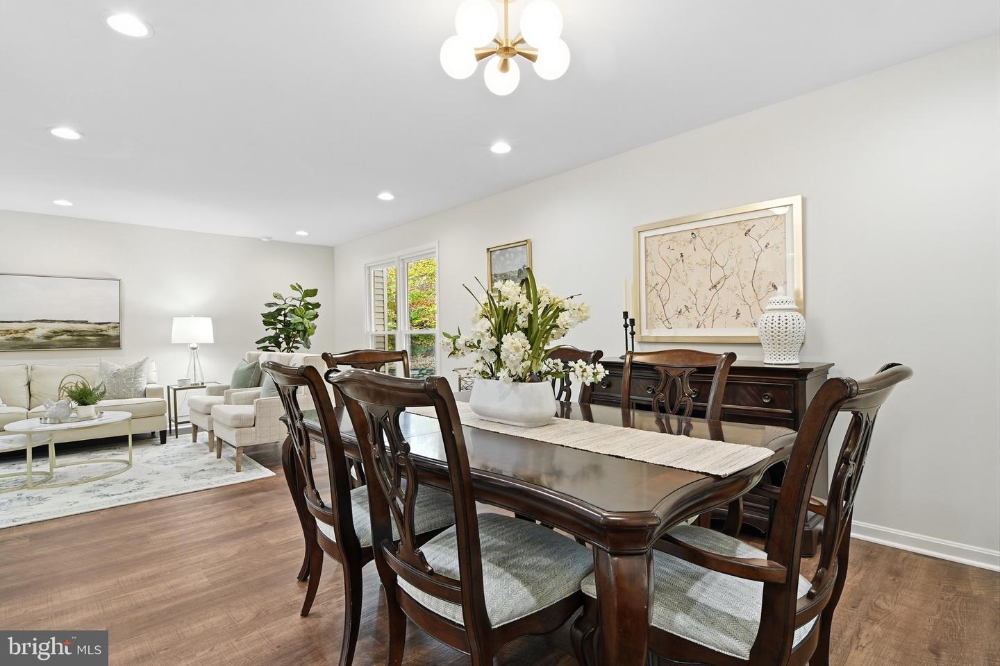 11302 ALMS HOUSE CT, FAIRFAX STATION, Virginia 22039, 5 Bedrooms Bedrooms, ,3 BathroomsBathrooms,Residential,For sale,11302 ALMS HOUSE CT,VAFX2278032 MLS # VAFX2278032