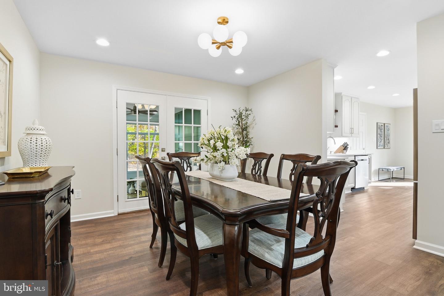 11302 ALMS HOUSE CT, FAIRFAX STATION, Virginia 22039, 5 Bedrooms Bedrooms, ,3 BathroomsBathrooms,Residential,For sale,11302 ALMS HOUSE CT,VAFX2278032 MLS # VAFX2278032