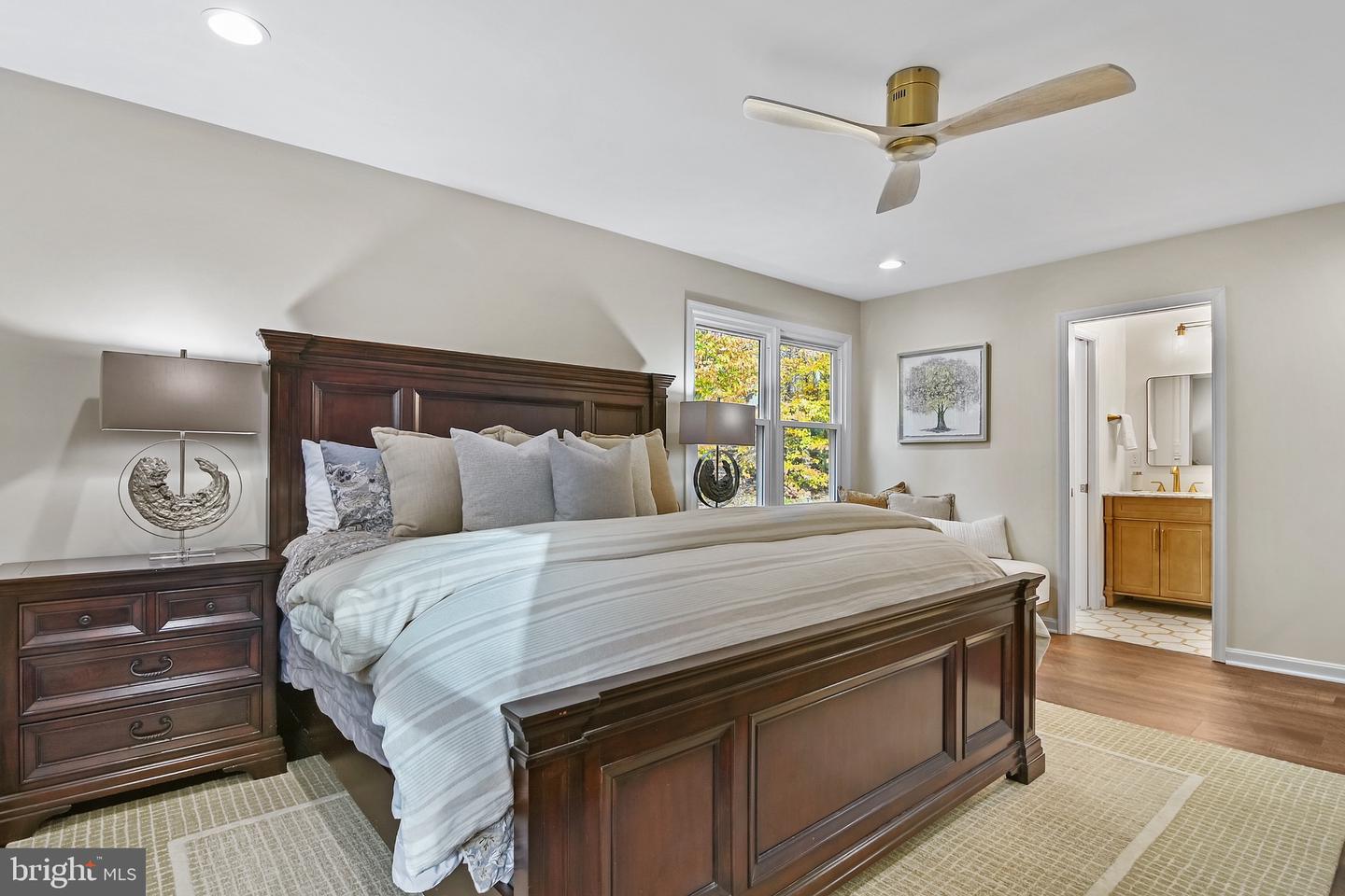 11302 ALMS HOUSE CT, FAIRFAX STATION, Virginia 22039, 5 Bedrooms Bedrooms, ,3 BathroomsBathrooms,Residential,For sale,11302 ALMS HOUSE CT,VAFX2278032 MLS # VAFX2278032