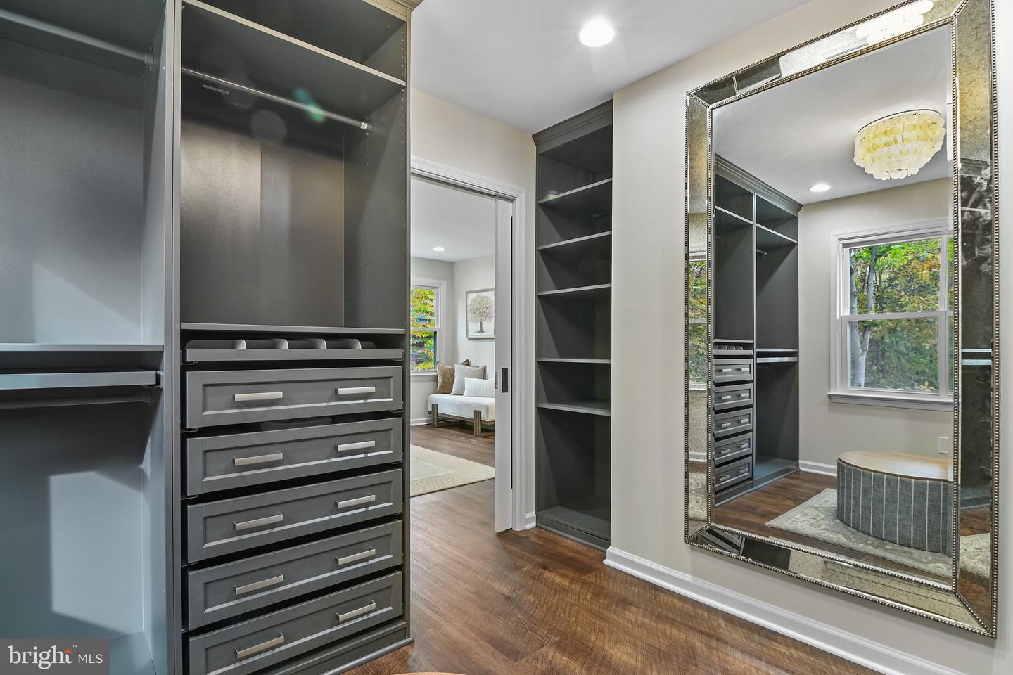 11302 ALMS HOUSE CT, FAIRFAX STATION, Virginia 22039, 5 Bedrooms Bedrooms, ,3 BathroomsBathrooms,Residential,For sale,11302 ALMS HOUSE CT,VAFX2278032 MLS # VAFX2278032