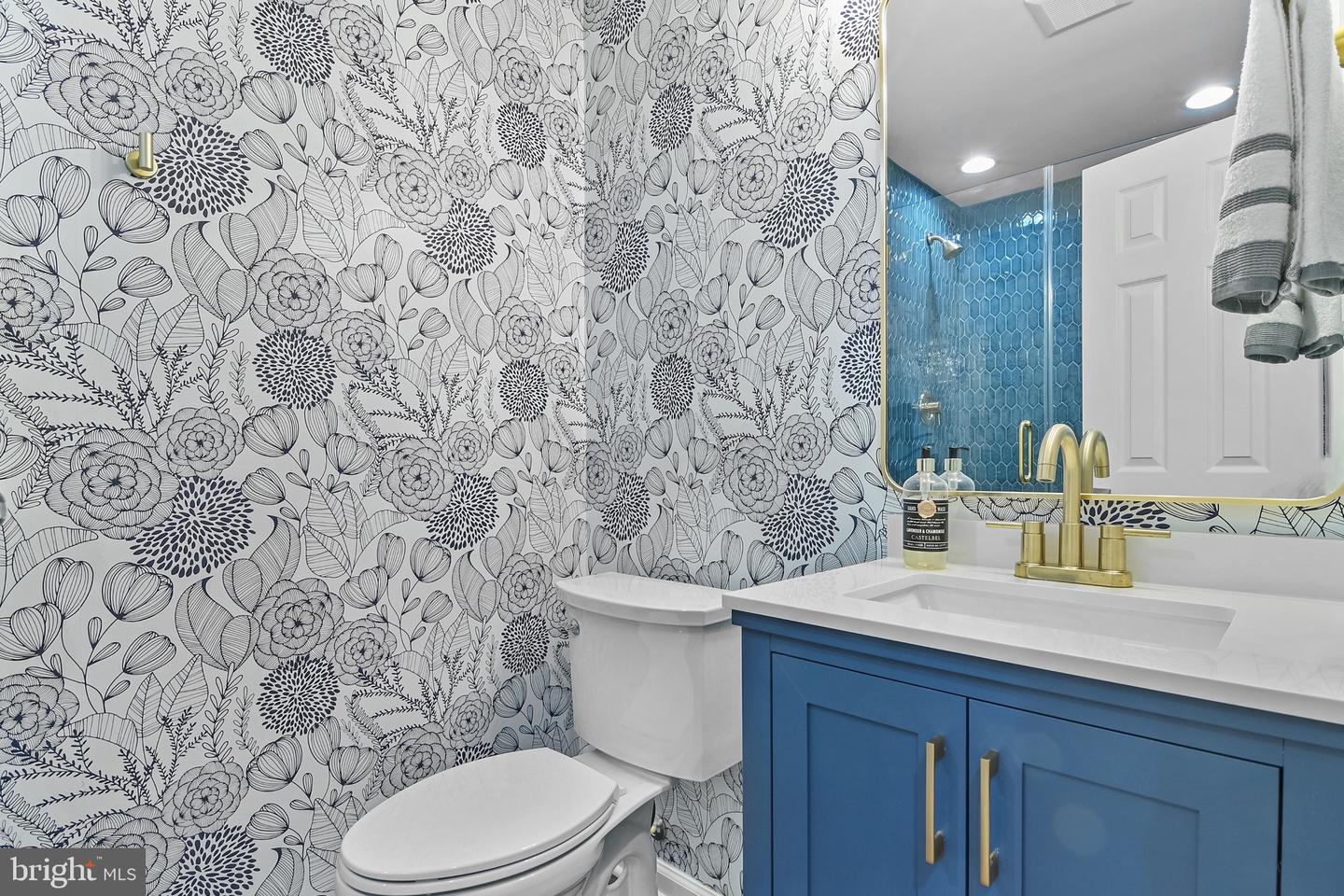 11302 ALMS HOUSE CT, FAIRFAX STATION, Virginia 22039, 5 Bedrooms Bedrooms, ,3 BathroomsBathrooms,Residential,For sale,11302 ALMS HOUSE CT,VAFX2278032 MLS # VAFX2278032