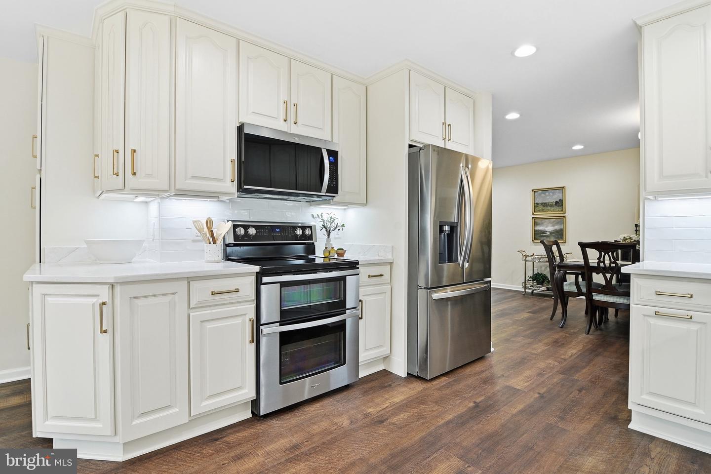 11302 ALMS HOUSE CT, FAIRFAX STATION, Virginia 22039, 5 Bedrooms Bedrooms, ,3 BathroomsBathrooms,Residential,For sale,11302 ALMS HOUSE CT,VAFX2278032 MLS # VAFX2278032