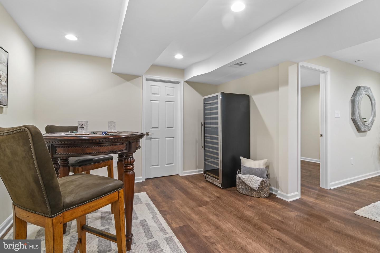 11302 ALMS HOUSE CT, FAIRFAX STATION, Virginia 22039, 5 Bedrooms Bedrooms, ,3 BathroomsBathrooms,Residential,For sale,11302 ALMS HOUSE CT,VAFX2278032 MLS # VAFX2278032