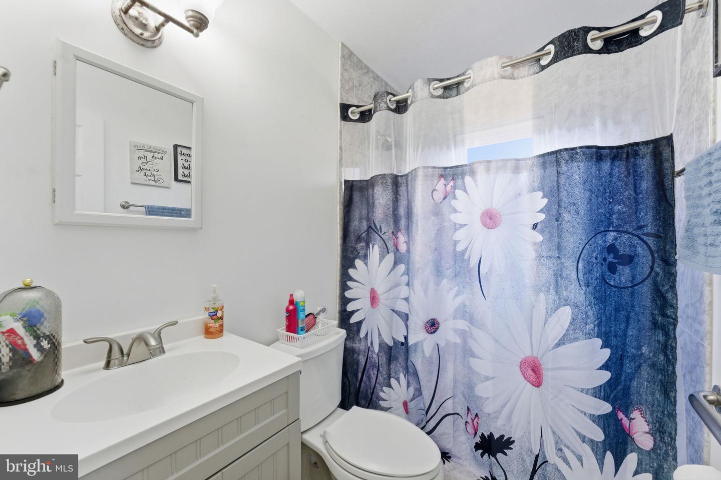 7812 AMHERST DR, MANASSAS, Virginia 20111, 4 Bedrooms Bedrooms, ,1 BathroomBathrooms,Residential,For sale,7812 AMHERST DR,VAPW2107408 MLS # VAPW2107408 7812 AMHERST DR, MANASSAS, Virginia 20111, 4 Bedrooms Bedrooms, ,1 BathroomBathrooms,Residential,For sale,7812 AMHERST DR,VAPW2107408 MLS # VAPW2107408