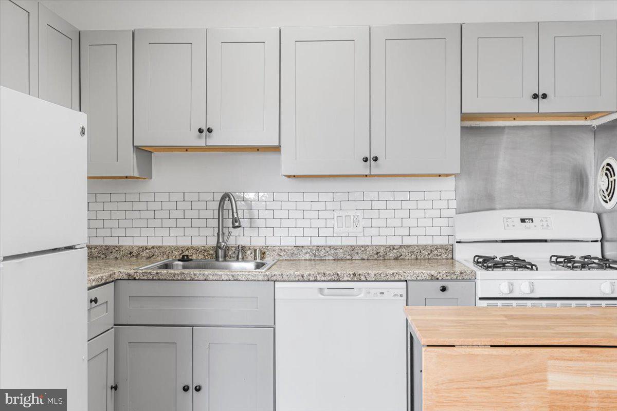 7354 ROUTE 29 #54/104, FALLS CHURCH, Virginia 22046, 1 Bedroom Bedrooms, ,1 BathroomBathrooms,Residential,For sale,7354 ROUTE 29 #54/104,VAFX2278146 MLS # VAFX2278146