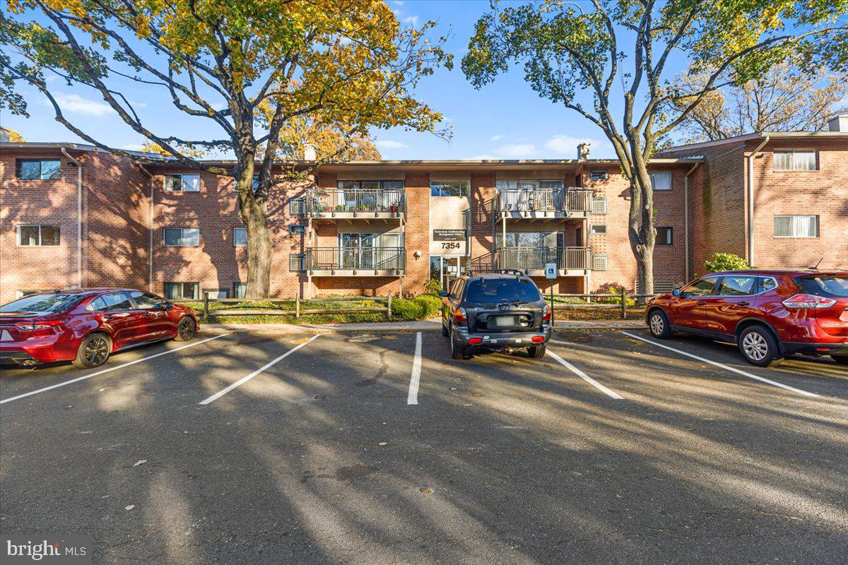 7354 ROUTE 29 #54/104, FALLS CHURCH, Virginia 22046, 1 Bedroom Bedrooms, ,1 BathroomBathrooms,Residential,For sale,7354 ROUTE 29 #54/104,VAFX2278146 MLS # VAFX2278146