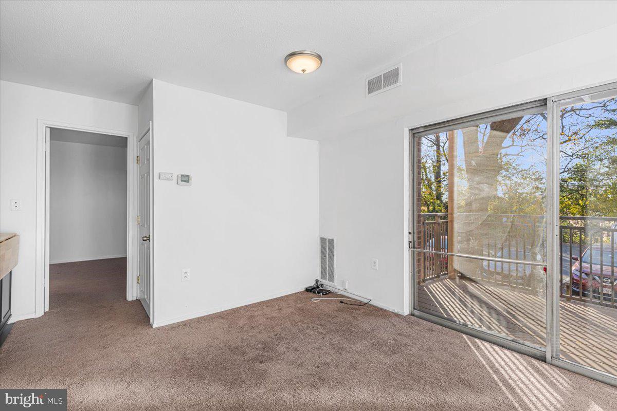 7354 ROUTE 29 #54/104, FALLS CHURCH, Virginia 22046, 1 Bedroom Bedrooms, ,1 BathroomBathrooms,Residential,For sale,7354 ROUTE 29 #54/104,VAFX2278146 MLS # VAFX2278146