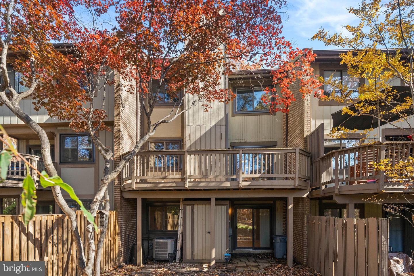 2152 GLENCOURSE LN, RESTON, Virginia 20191, 3 Bedrooms Bedrooms, ,2 BathroomsBathrooms,Residential,For sale,2152 GLENCOURSE LN,VAFX2278162 MLS # VAFX2278162