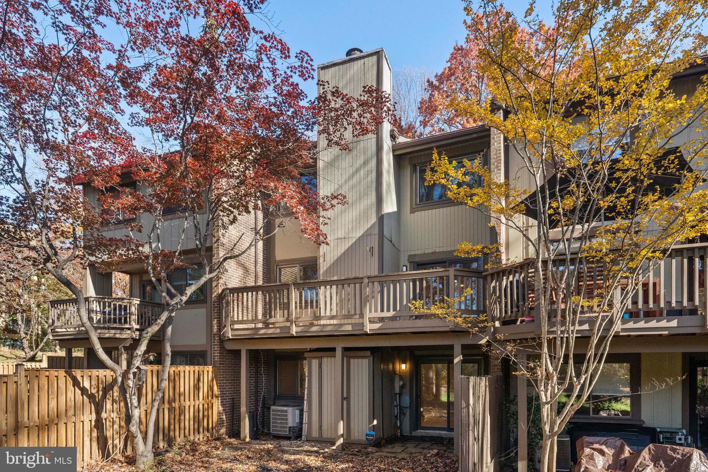 2152 GLENCOURSE LN, RESTON, Virginia 20191, 3 Bedrooms Bedrooms, ,2 BathroomsBathrooms,Residential,For sale,2152 GLENCOURSE LN,VAFX2278162 MLS # VAFX2278162