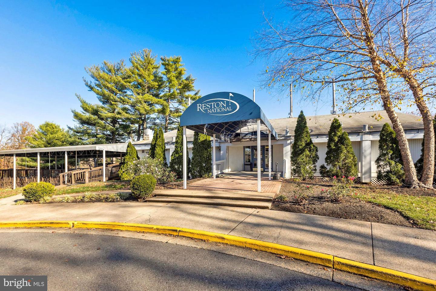 2152 GLENCOURSE LN, RESTON, Virginia 20191, 3 Bedrooms Bedrooms, ,2 BathroomsBathrooms,Residential,For sale,2152 GLENCOURSE LN,VAFX2278162 MLS # VAFX2278162