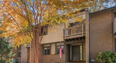 2152 GLENCOURSE LN, RESTON, Virginia 20191, 3 Bedrooms Bedrooms, ,2 BathroomsBathrooms,Residential,For sale,2152 GLENCOURSE LN,VAFX2278162 MLS # VAFX2278162