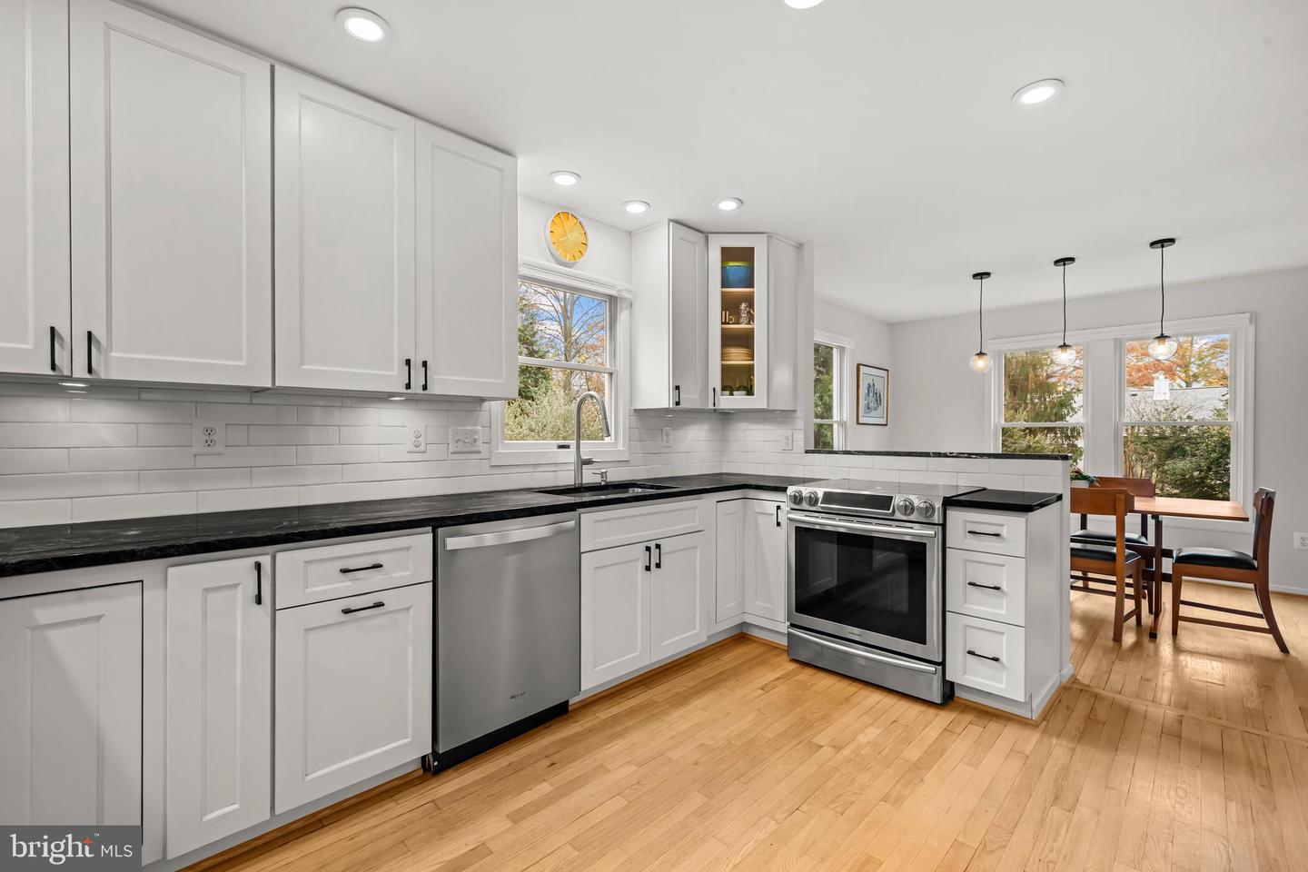 310 N OAK ST, FALLS CHURCH, Virginia 22046, 4 Bedrooms Bedrooms, ,2 BathroomsBathrooms,Residential,For sale,310 N OAK ST,VAFA2003428 MLS # VAFA2003428 310 N OAK ST, FALLS CHURCH, Virginia 22046, 4 Bedrooms Bedrooms, ,2 BathroomsBathrooms,Residential,For sale,310 N OAK ST,VAFA2003428 MLS # VAFA2003428