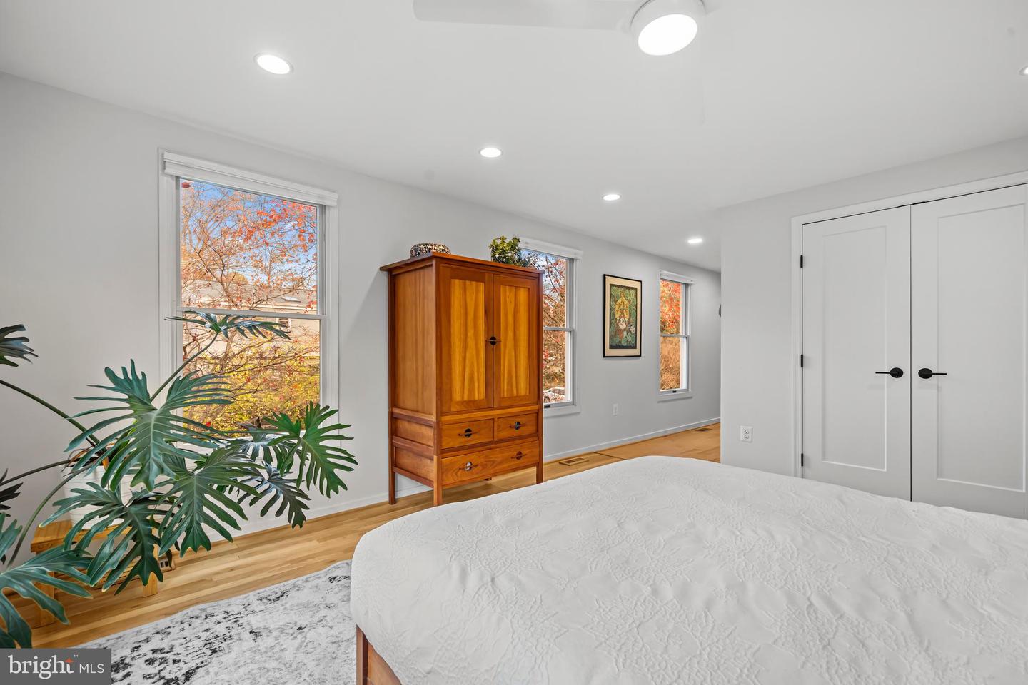 310 N OAK ST, FALLS CHURCH, Virginia 22046, 4 Bedrooms Bedrooms, ,2 BathroomsBathrooms,Residential,For sale,310 N OAK ST,VAFA2003428 MLS # VAFA2003428 310 N OAK ST, FALLS CHURCH, Virginia 22046, 4 Bedrooms Bedrooms, ,2 BathroomsBathrooms,Residential,For sale,310 N OAK ST,VAFA2003428 MLS # VAFA2003428