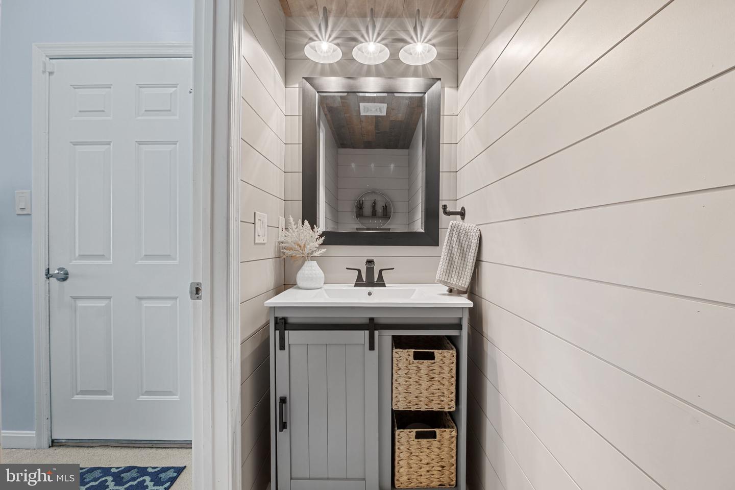 21360 SHADY WOOD TER, BROADLANDS, Virginia 20148, 3 Bedrooms Bedrooms, ,2 BathroomsBathrooms,Residential,For sale,21360 SHADY WOOD TER,VALO2110714 MLS # VALO2110714