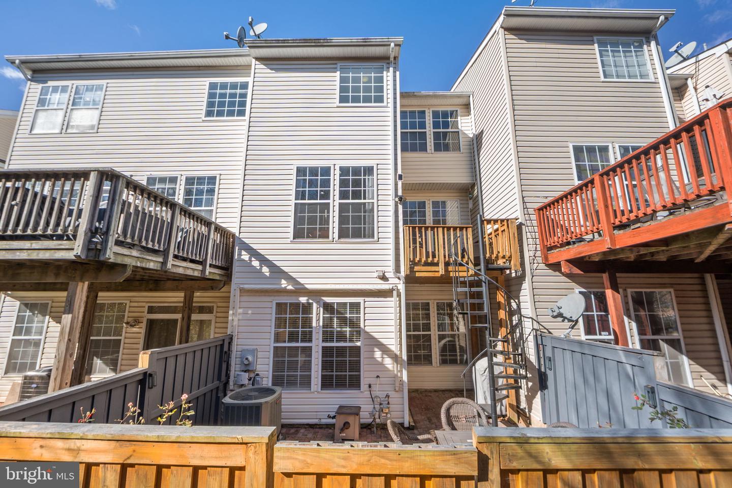 21360 SHADY WOOD TER, BROADLANDS, Virginia 20148, 3 Bedrooms Bedrooms, ,2 BathroomsBathrooms,Residential,For sale,21360 SHADY WOOD TER,VALO2110714 MLS # VALO2110714