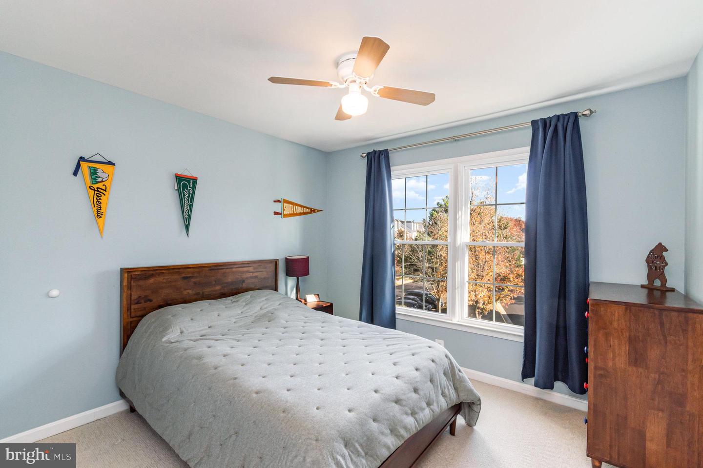 7039 KINGS MANOR DR, ALEXANDRIA, Virginia 22315, 3 Bedrooms Bedrooms, ,3 BathroomsBathrooms,Residential,For sale,7039 KINGS MANOR DR,VAFX2278192 MLS # VAFX2278192