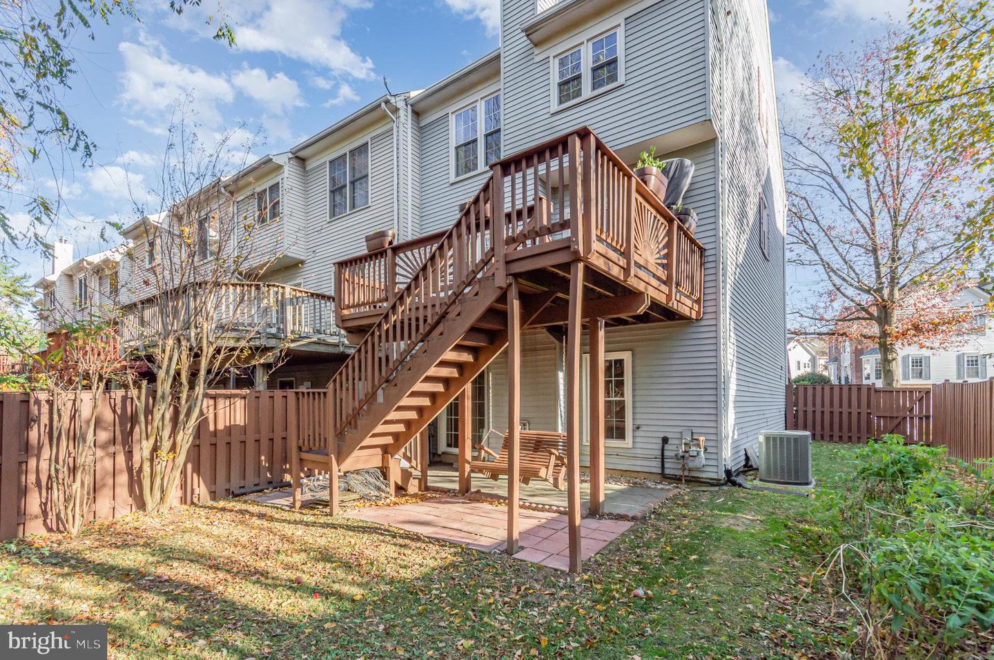 7039 KINGS MANOR DR, ALEXANDRIA, Virginia 22315, 3 Bedrooms Bedrooms, ,3 BathroomsBathrooms,Residential,For sale,7039 KINGS MANOR DR,VAFX2278192 MLS # VAFX2278192