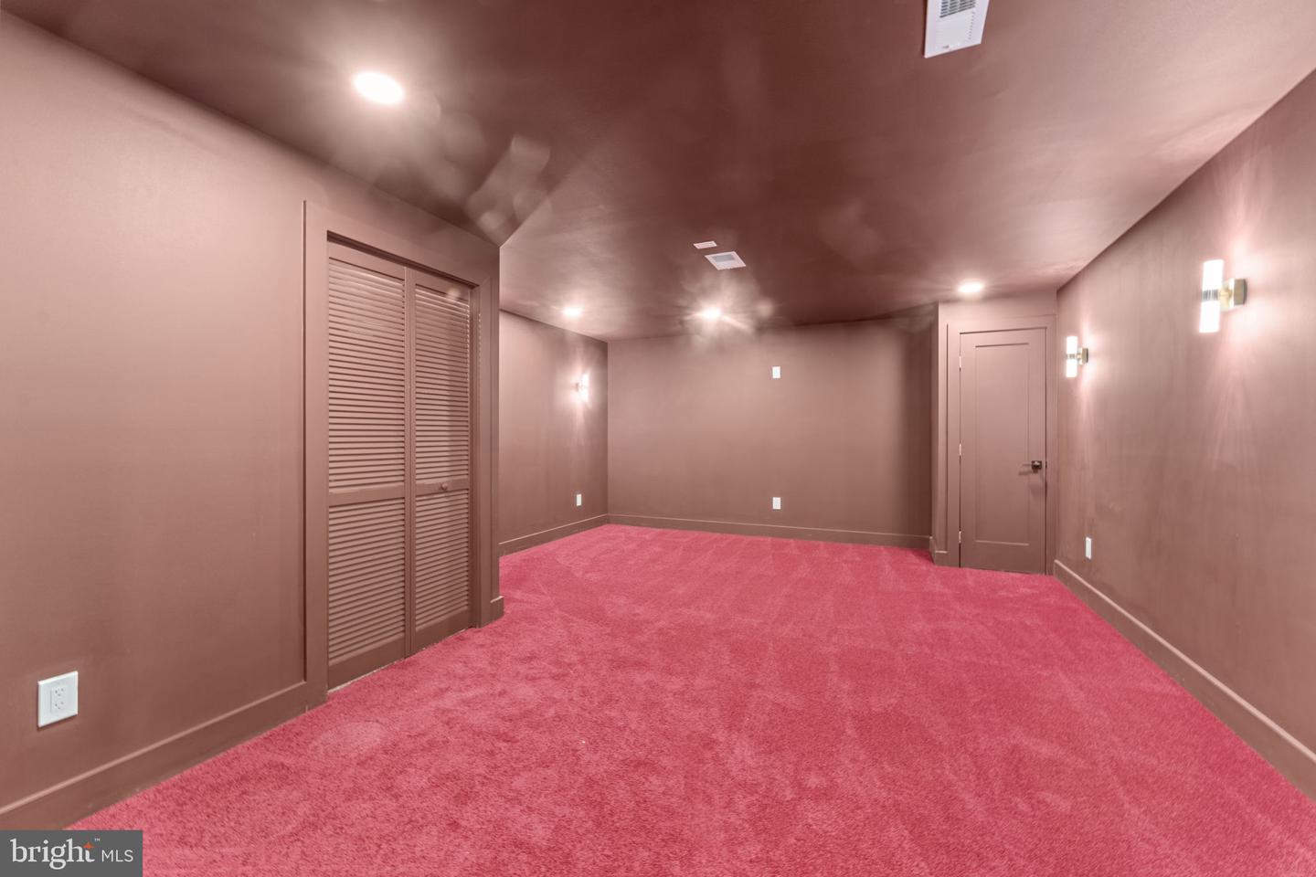 10333 HICKORY FOREST DR, OAKTON, Virginia 22124, 6 Bedrooms Bedrooms, ,5 BathroomsBathrooms,Residential,For sale,10333 HICKORY FOREST DR,VAFX2278196 MLS # VAFX2278196 10333 HICKORY FOREST DR, OAKTON, Virginia 22124, 6 Bedrooms Bedrooms, ,5 BathroomsBathrooms,Residential,For sale,10333 HICKORY FOREST DR,VAFX2278196 MLS # VAFX2278196