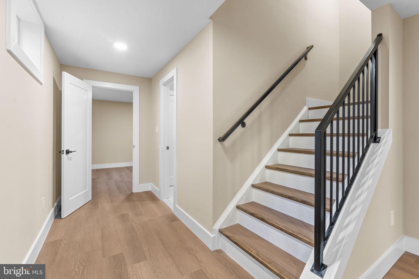 10333 HICKORY FOREST DR, OAKTON, Virginia 22124, 6 Bedrooms Bedrooms, ,5 BathroomsBathrooms,Residential,For sale,10333 HICKORY FOREST DR,VAFX2278196 MLS # VAFX2278196 10333 HICKORY FOREST DR, OAKTON, Virginia 22124, 6 Bedrooms Bedrooms, ,5 BathroomsBathrooms,Residential,For sale,10333 HICKORY FOREST DR,VAFX2278196 MLS # VAFX2278196