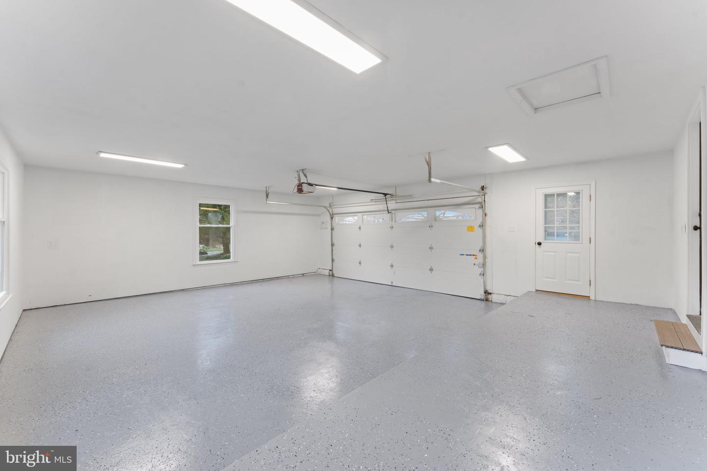 10333 HICKORY FOREST DR, OAKTON, Virginia 22124, 6 Bedrooms Bedrooms, ,5 BathroomsBathrooms,Residential,For sale,10333 HICKORY FOREST DR,VAFX2278196 MLS # VAFX2278196 10333 HICKORY FOREST DR, OAKTON, Virginia 22124, 6 Bedrooms Bedrooms, ,5 BathroomsBathrooms,Residential,For sale,10333 HICKORY FOREST DR,VAFX2278196 MLS # VAFX2278196