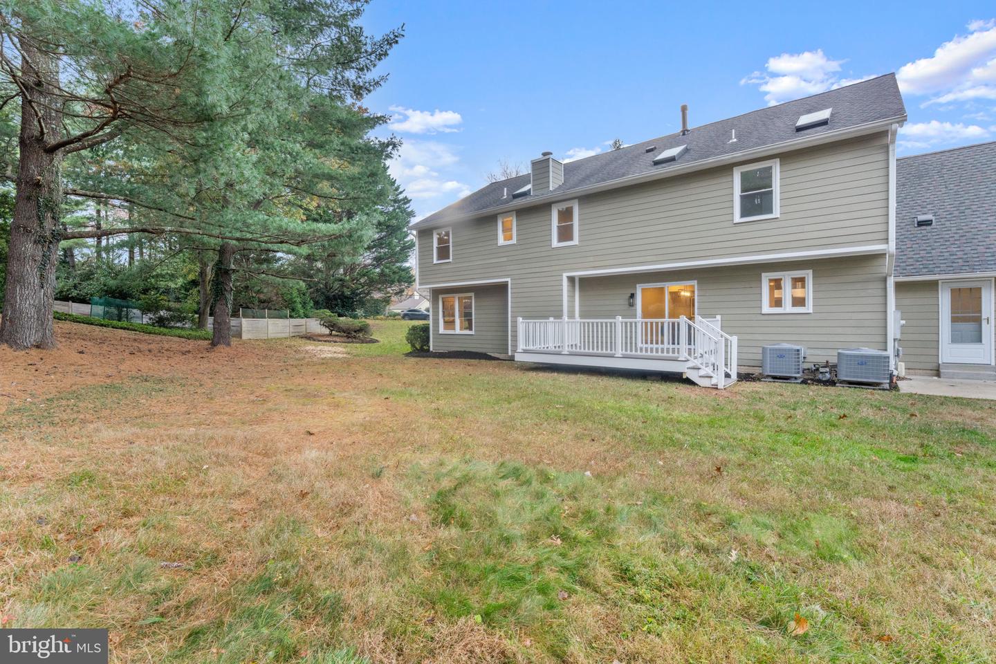 10333 HICKORY FOREST DR, OAKTON, Virginia 22124, 6 Bedrooms Bedrooms, ,5 BathroomsBathrooms,Residential,For sale,10333 HICKORY FOREST DR,VAFX2278196 MLS # VAFX2278196 10333 HICKORY FOREST DR, OAKTON, Virginia 22124, 6 Bedrooms Bedrooms, ,5 BathroomsBathrooms,Residential,For sale,10333 HICKORY FOREST DR,VAFX2278196 MLS # VAFX2278196