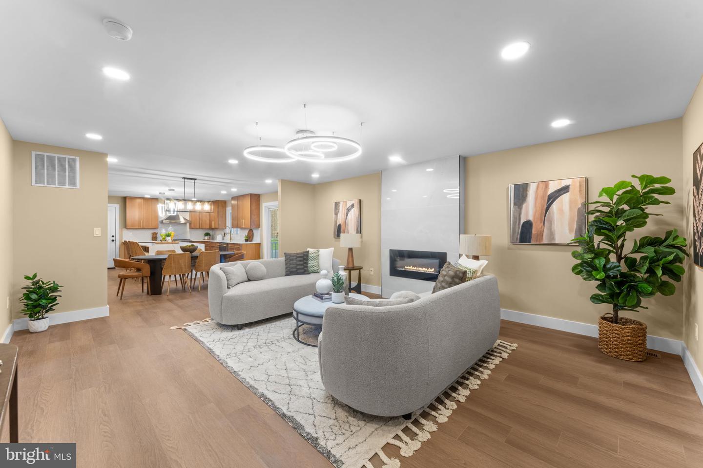 10333 HICKORY FOREST DR, OAKTON, Virginia 22124, 6 Bedrooms Bedrooms, ,5 BathroomsBathrooms,Residential,For sale,10333 HICKORY FOREST DR,VAFX2278196 MLS # VAFX2278196 10333 HICKORY FOREST DR, OAKTON, Virginia 22124, 6 Bedrooms Bedrooms, ,5 BathroomsBathrooms,Residential,For sale,10333 HICKORY FOREST DR,VAFX2278196 MLS # VAFX2278196