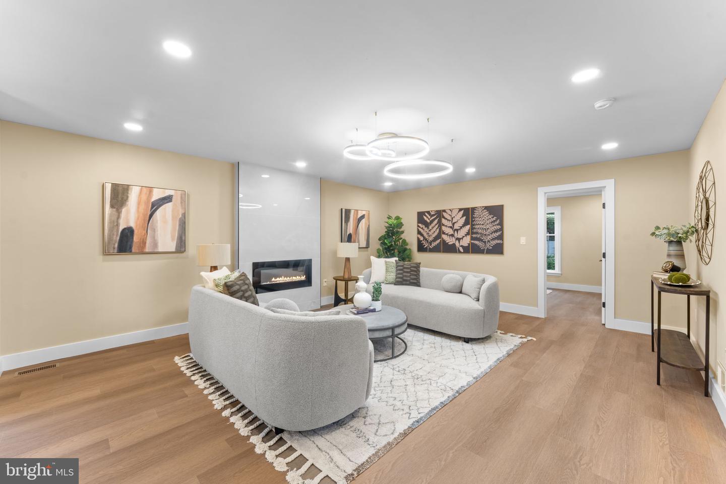 10333 HICKORY FOREST DR, OAKTON, Virginia 22124, 6 Bedrooms Bedrooms, ,5 BathroomsBathrooms,Residential,For sale,10333 HICKORY FOREST DR,VAFX2278196 MLS # VAFX2278196 10333 HICKORY FOREST DR, OAKTON, Virginia 22124, 6 Bedrooms Bedrooms, ,5 BathroomsBathrooms,Residential,For sale,10333 HICKORY FOREST DR,VAFX2278196 MLS # VAFX2278196