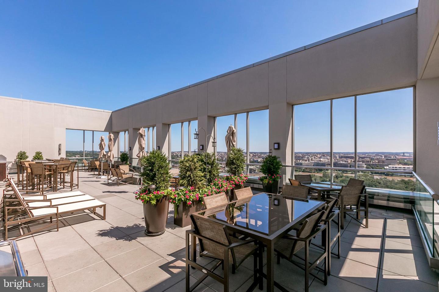 1111 19TH ST N #1706, ARLINGTON, Virginia 22209, 1 Bedroom Bedrooms, ,1 BathroomBathrooms,Residential,For sale,1111 19TH ST N #1706,VAAR2065812 MLS # VAAR2065812