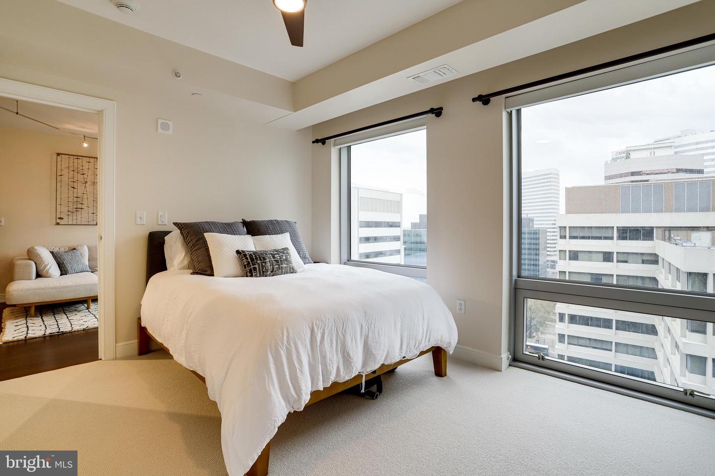 1111 19TH ST N #1706, ARLINGTON, Virginia 22209, 1 Bedroom Bedrooms, ,1 BathroomBathrooms,Residential,For sale,1111 19TH ST N #1706,VAAR2065812 MLS # VAAR2065812