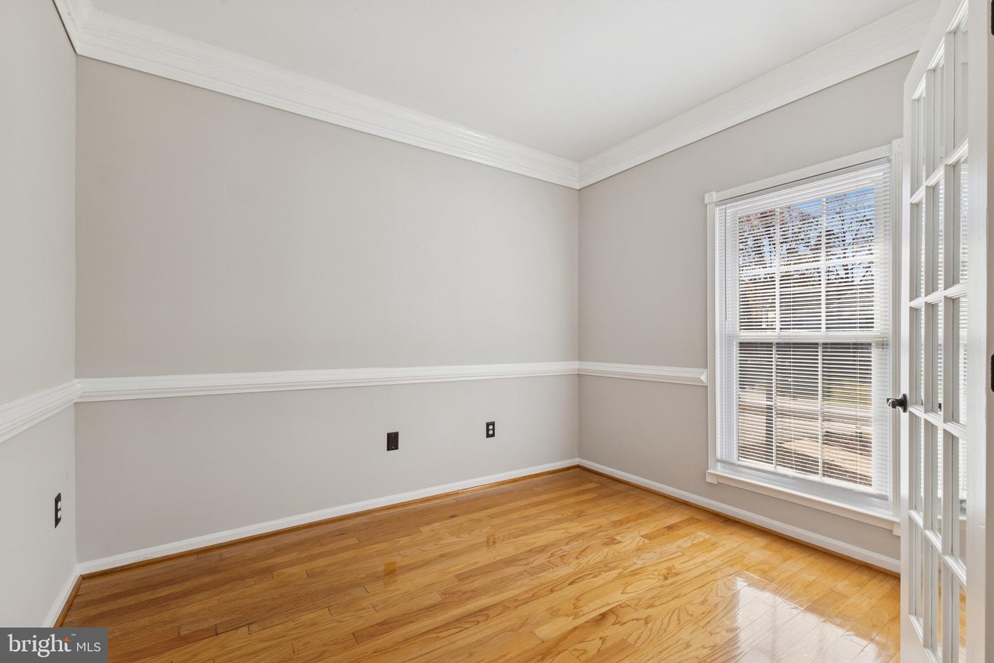 5208 QUIET PL, WOODBRIDGE, Virginia 22193, 4 Bedrooms Bedrooms, 8 Rooms Rooms,2 BathroomsBathrooms,Residential,For sale,5208 QUIET PL,VAPW2107454 MLS # VAPW2107454