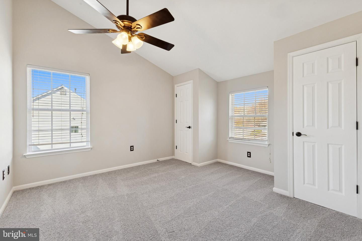 5208 QUIET PL, WOODBRIDGE, Virginia 22193, 4 Bedrooms Bedrooms, 8 Rooms Rooms,2 BathroomsBathrooms,Residential,For sale,5208 QUIET PL,VAPW2107454 MLS # VAPW2107454