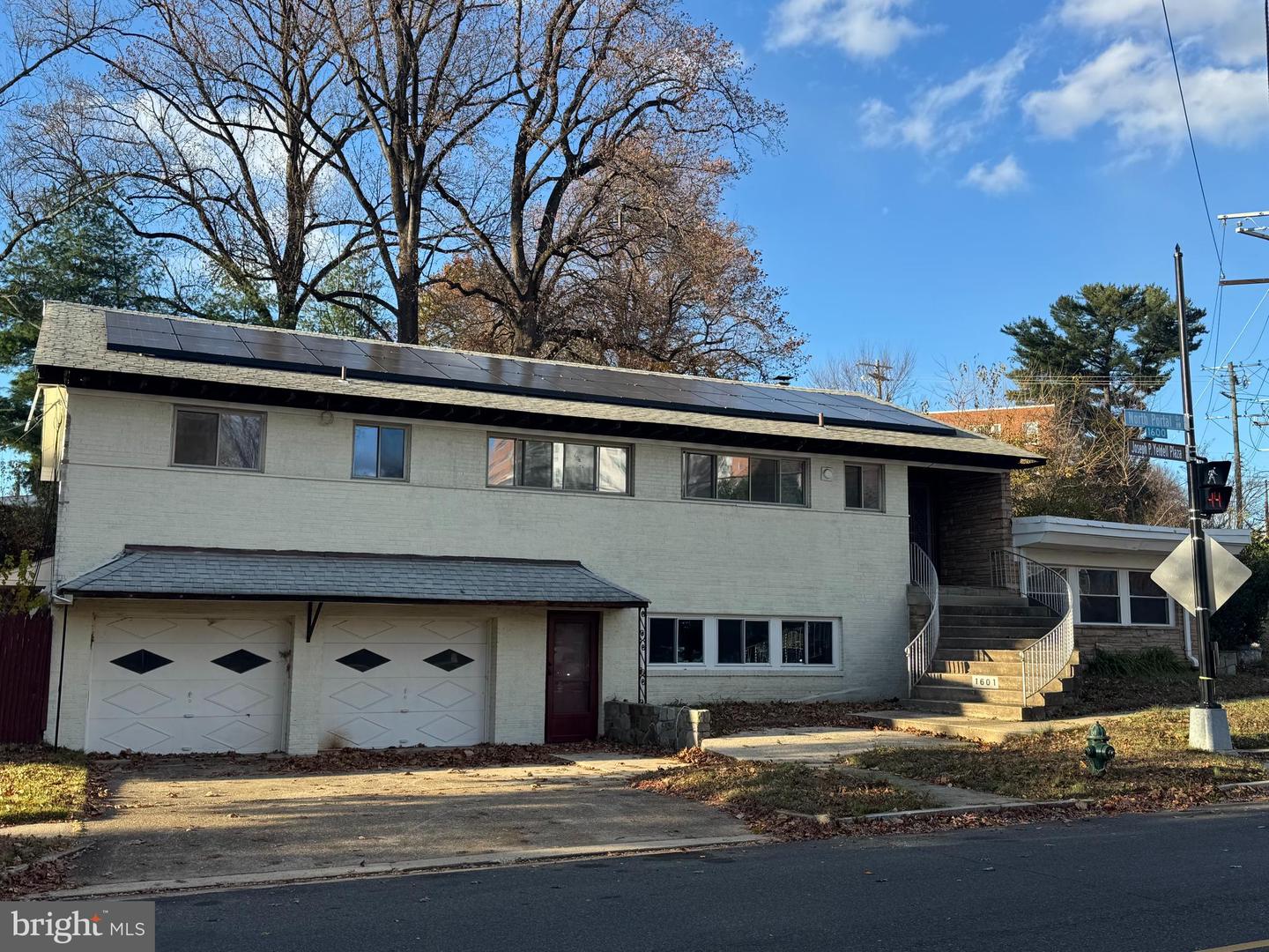 1601 NORTH PORTAL DR NW, WASHINGTON, District Of Columbia 20012, 4 Bedrooms Bedrooms, ,4 BathroomsBathrooms,Residential,For sale,1601 NORTH PORTAL DR NW,DCDC2230928 MLS # DCDC2230928