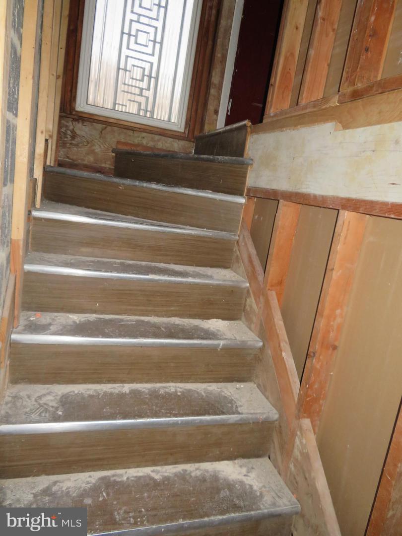 1601 NORTH PORTAL DR NW, WASHINGTON, District Of Columbia 20012, 4 Bedrooms Bedrooms, ,4 BathroomsBathrooms,Residential,For sale,1601 NORTH PORTAL DR NW,DCDC2230928 MLS # DCDC2230928