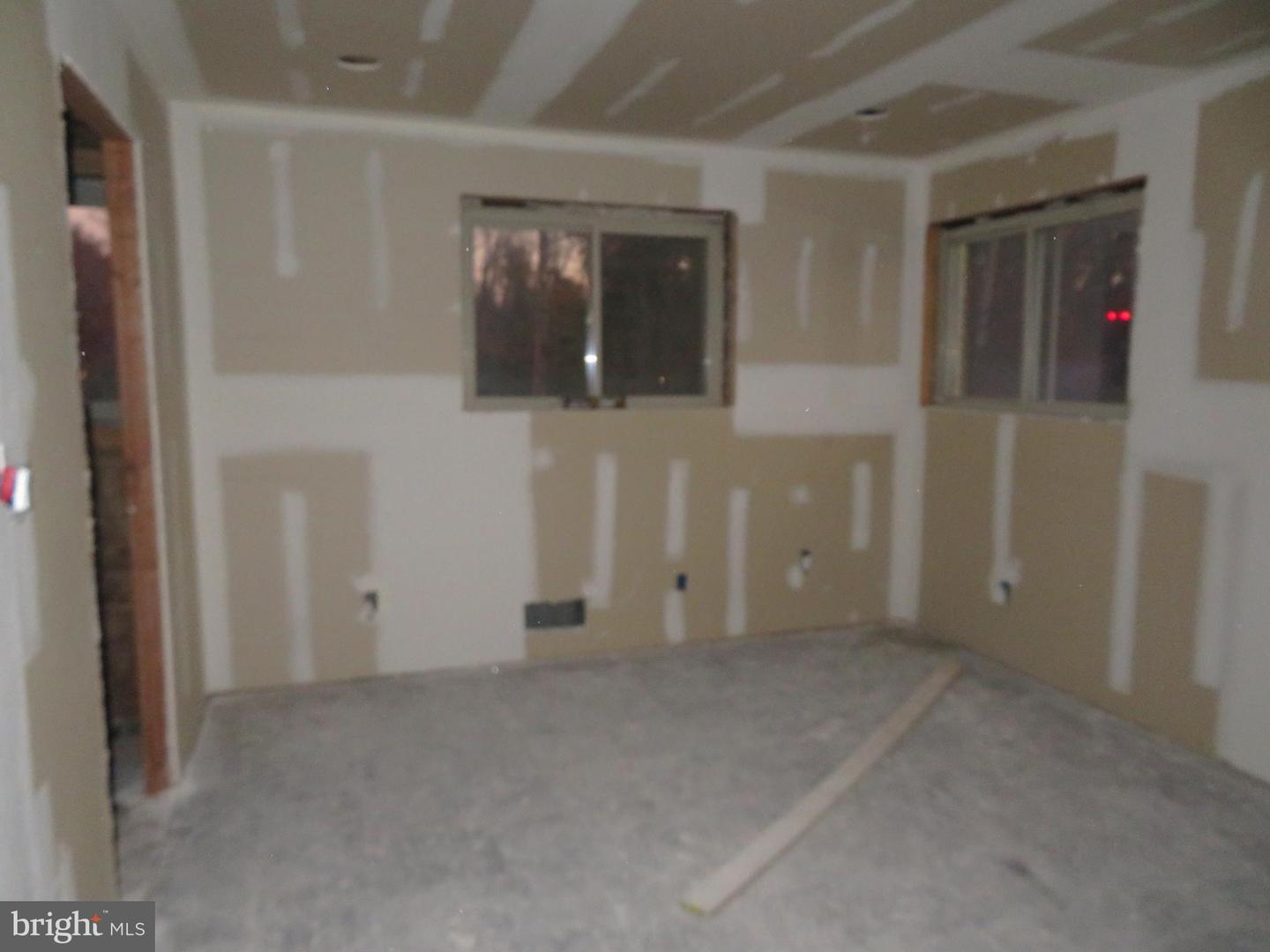 1601 NORTH PORTAL DR NW, WASHINGTON, District Of Columbia 20012, 4 Bedrooms Bedrooms, ,4 BathroomsBathrooms,Residential,For sale,1601 NORTH PORTAL DR NW,DCDC2230928 MLS # DCDC2230928