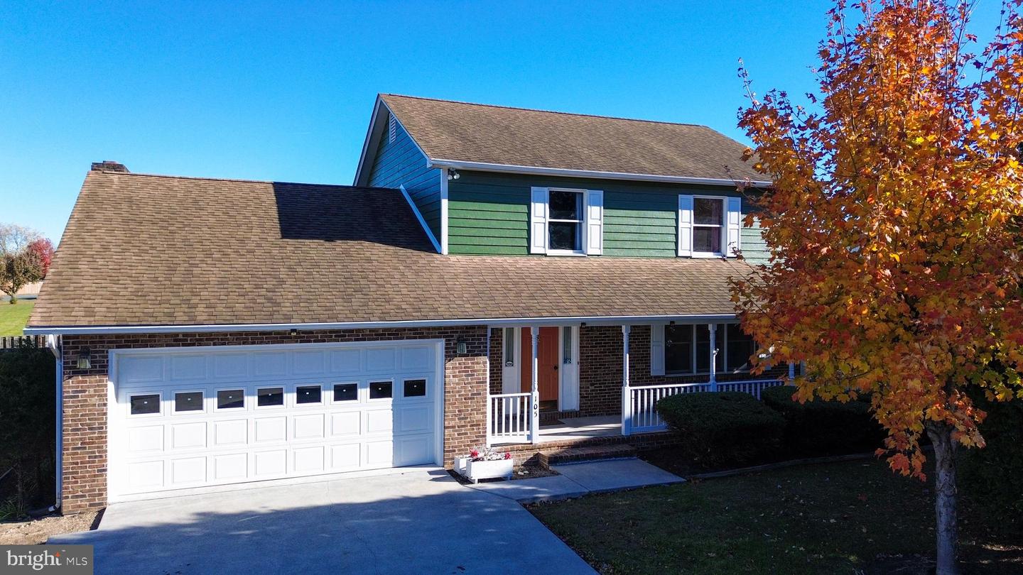 105 OXFORD CT, STEPHENS CITY, Virginia 22655, 3 Bedrooms Bedrooms, ,2 BathroomsBathrooms,Residential,For sale,105 OXFORD CT,VAFV2037960 MLS # VAFV2037960 105 OXFORD CT, STEPHENS CITY, Virginia 22655, 3 Bedrooms Bedrooms, ,2 BathroomsBathrooms,Residential,For sale,105 OXFORD CT,VAFV2037960 MLS # VAFV2037960