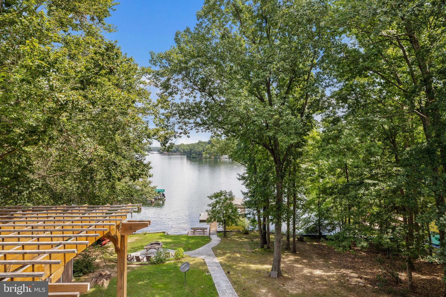 464 DOUGLAS RD, MINERAL, Virginia 23117, 6 Bedrooms Bedrooms, ,4 BathroomsBathrooms,Residential,For sale,464 DOUGLAS RD,VALA2008876 MLS # VALA2008876