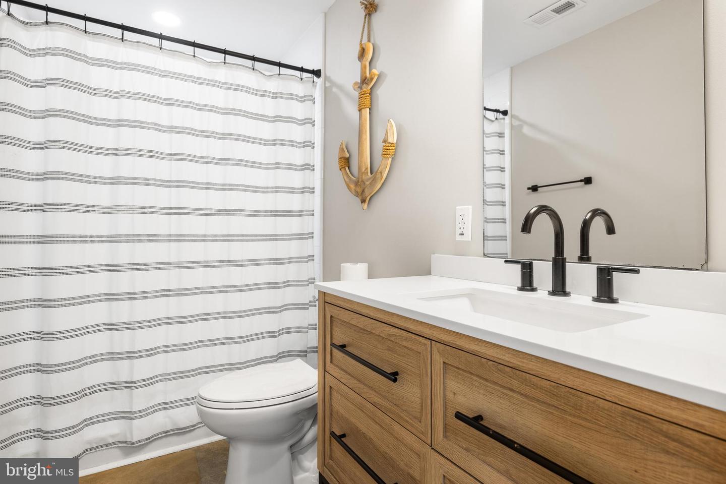 464 DOUGLAS RD, MINERAL, Virginia 23117, 6 Bedrooms Bedrooms, ,4 BathroomsBathrooms,Residential,For sale,464 DOUGLAS RD,VALA2008876 MLS # VALA2008876