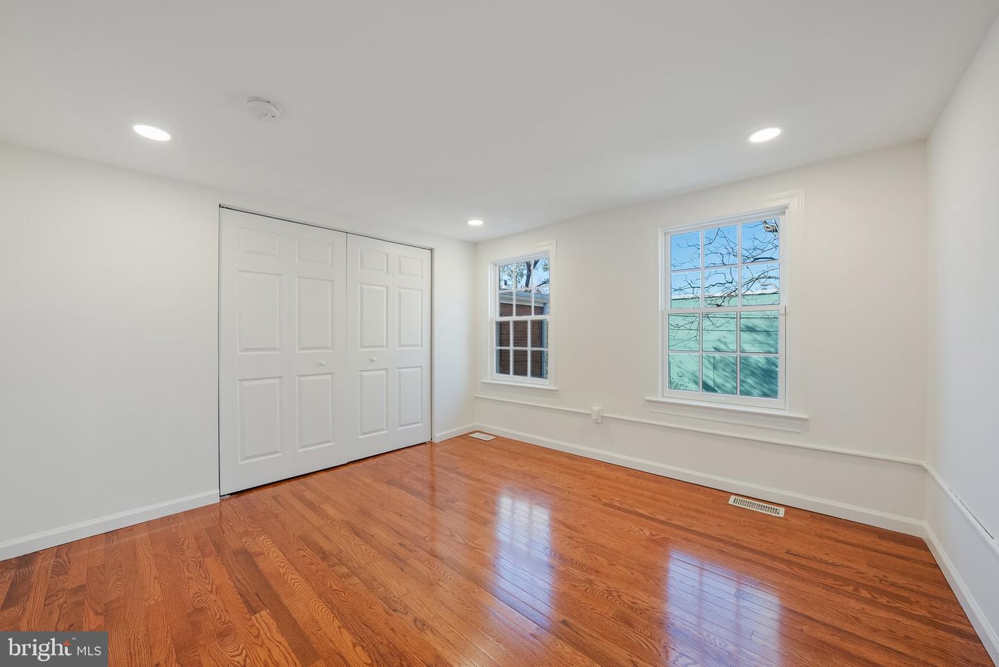 602 N ALFRED ST, ALEXANDRIA, Virginia 22314, 2 Bedrooms Bedrooms, ,2 BathroomsBathrooms,Residential,For sale,602 N ALFRED ST,VAAX2051628 MLS # VAAX2051628