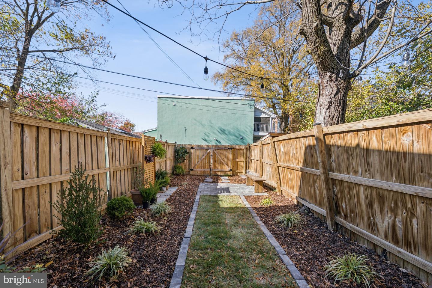 602 N ALFRED ST, ALEXANDRIA, Virginia 22314, 2 Bedrooms Bedrooms, ,2 BathroomsBathrooms,Residential,For sale,602 N ALFRED ST,VAAX2051628 MLS # VAAX2051628