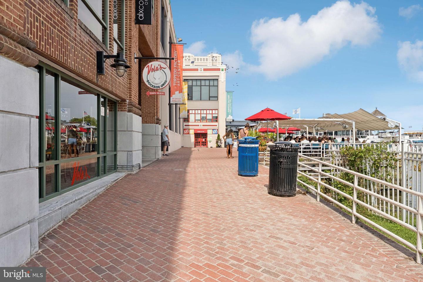 602 N ALFRED ST, ALEXANDRIA, Virginia 22314, 2 Bedrooms Bedrooms, ,2 BathroomsBathrooms,Residential,For sale,602 N ALFRED ST,VAAX2051628 MLS # VAAX2051628