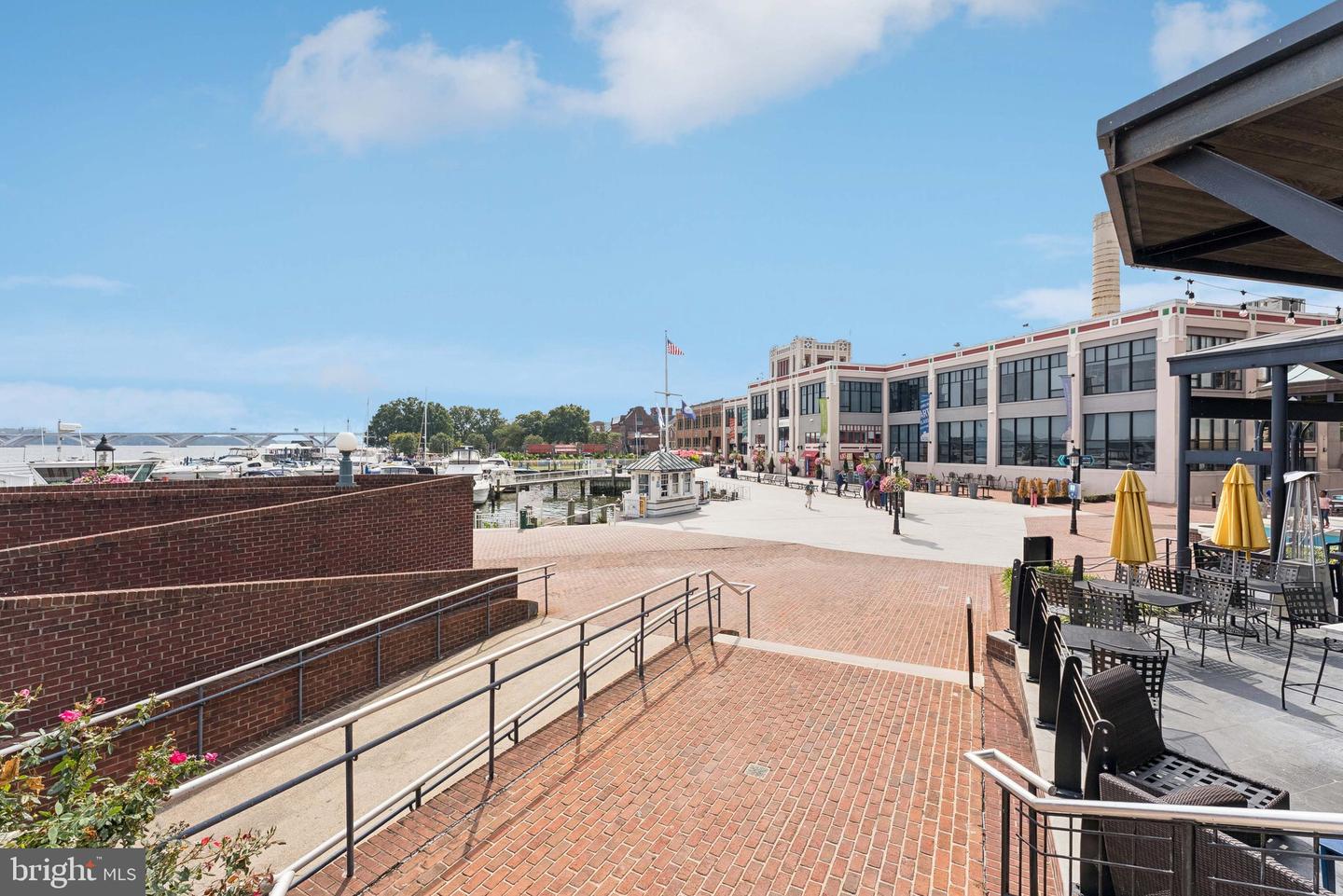 602 N ALFRED ST, ALEXANDRIA, Virginia 22314, 2 Bedrooms Bedrooms, ,2 BathroomsBathrooms,Residential,For sale,602 N ALFRED ST,VAAX2051628 MLS # VAAX2051628