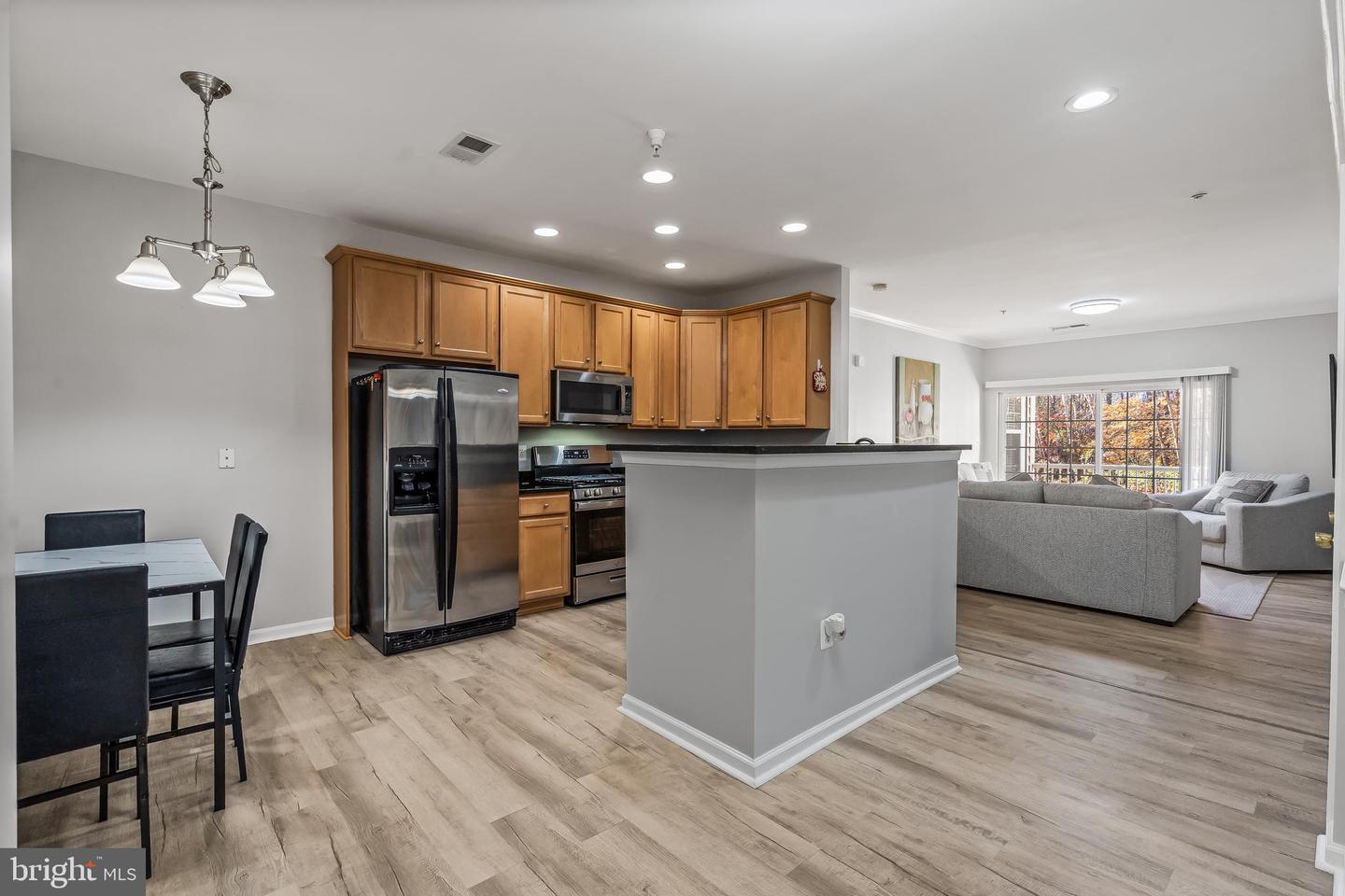 9720 HOLMES PL #UNIT 2, MANASSAS PARK, Virginia 20111, 2 Bedrooms Bedrooms, ,2 BathroomsBathrooms,Residential,For sale,9720 HOLMES PL #UNIT 2,VAMP2003472 MLS # VAMP2003472 9720 HOLMES PL #UNIT 2, MANASSAS PARK, Virginia 20111, 2 Bedrooms Bedrooms, ,2 BathroomsBathrooms,Residential,For sale,9720 HOLMES PL #UNIT 2,VAMP2003472 MLS # VAMP2003472