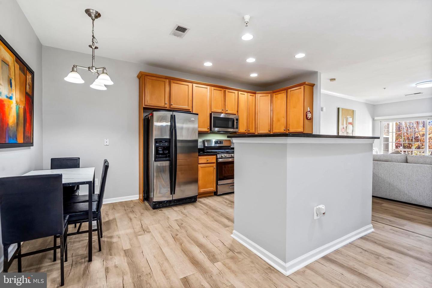 9720 HOLMES PL #UNIT 2, MANASSAS PARK, Virginia 20111, 2 Bedrooms Bedrooms, ,2 BathroomsBathrooms,Residential,For sale,9720 HOLMES PL #UNIT 2,VAMP2003472 MLS # VAMP2003472 9720 HOLMES PL #UNIT 2, MANASSAS PARK, Virginia 20111, 2 Bedrooms Bedrooms, ,2 BathroomsBathrooms,Residential,For sale,9720 HOLMES PL #UNIT 2,VAMP2003472 MLS # VAMP2003472