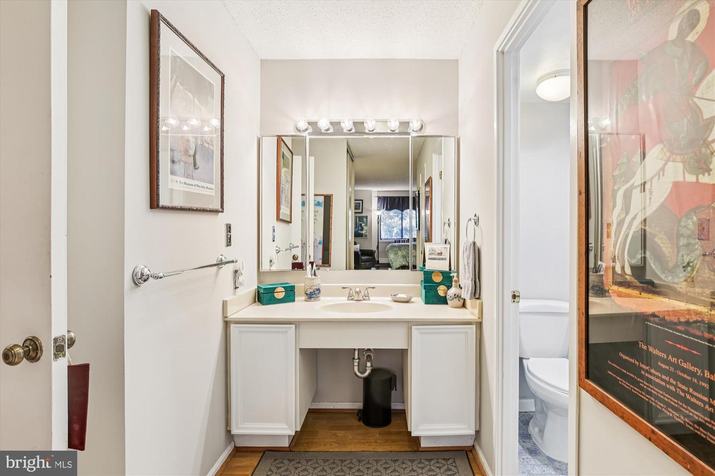 5902 MOUNT EAGLE DR #203, ALEXANDRIA, Virginia 22303, 1 Bedroom Bedrooms, ,1 BathroomBathrooms,Residential,For sale,5902 MOUNT EAGLE DR #203,VAFX2278582 MLS # VAFX2278582